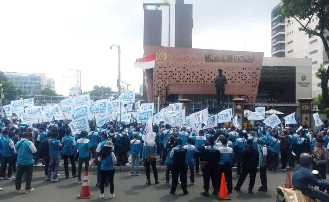 Anggotanya Ditahan Polisi Morowali, SPN Demo Mabes Polri