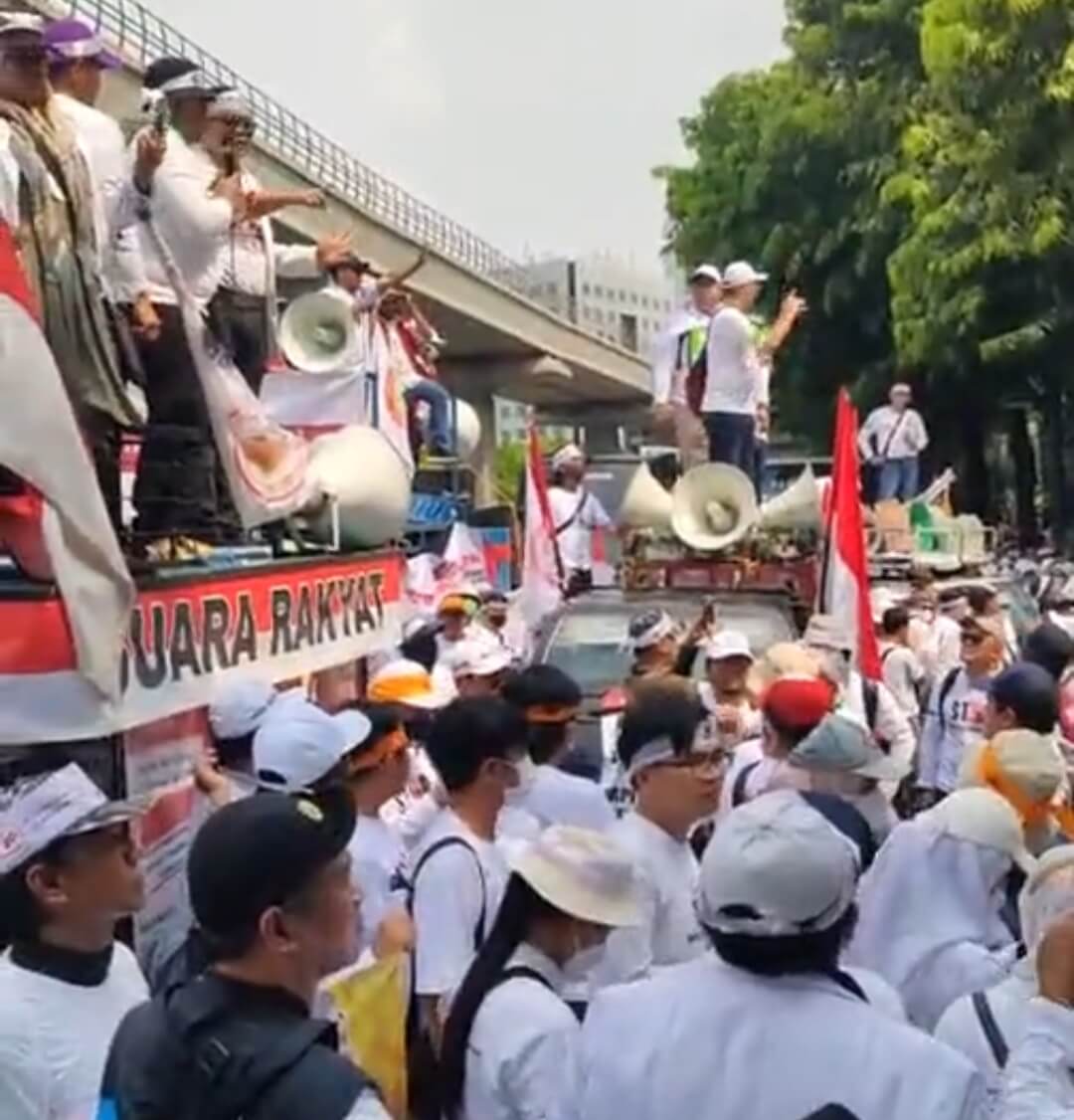 Ribuan Dokter dan Tenaga Kesehatan Demo Kemenkes