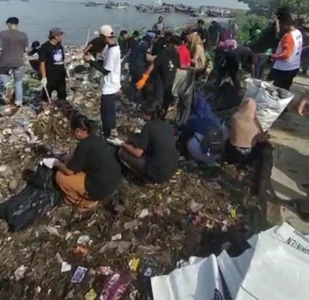 Viral Teluk Labuan Pantai Terkotor, Pemerintah Dituding Lalai