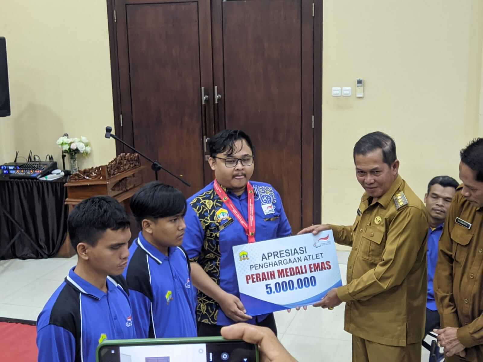 Atlet dan Pelatih Berprestasi Peparprov IV Banten 2022 Bertabur Bonus