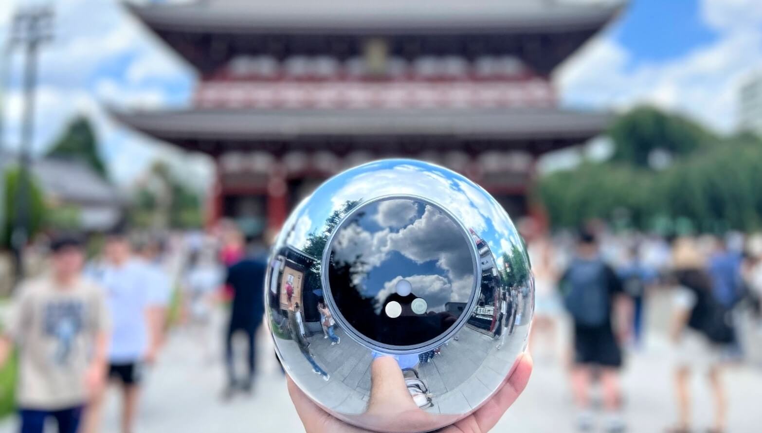 Penghitungan Populasi Manusia Menggunakan Algoritma Biometrik AI