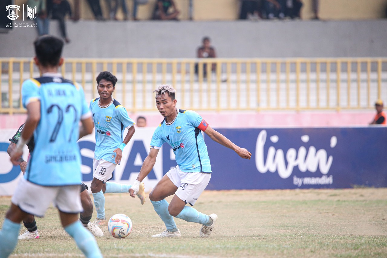 Perserang Petik Kemenangan di Stadion Maulana Yusuf
