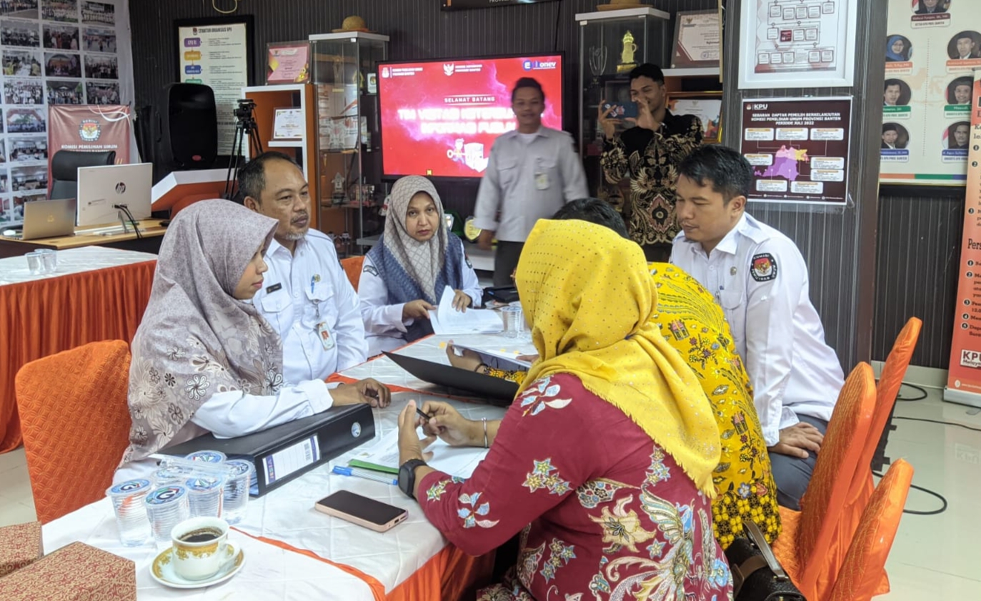 KI Banten Pastikan Pelaksanaan Keterbukaan Informasi di KPU Banten