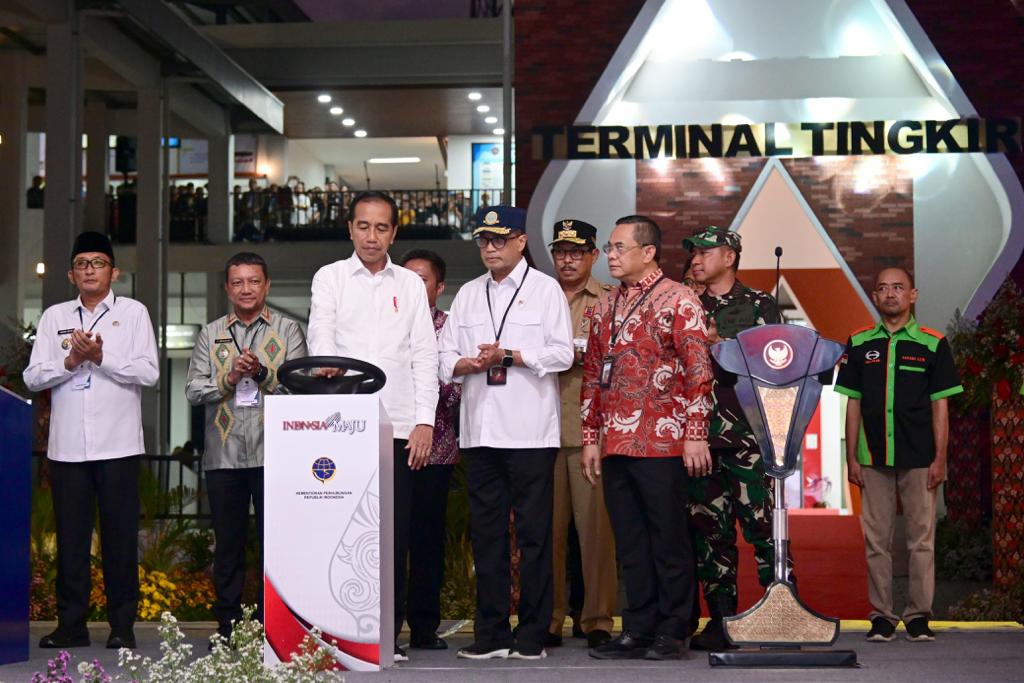 Presiden Jokowi Resmikan 3 Terminal, Tingkatkan Konektivitas Antar-Daerah
