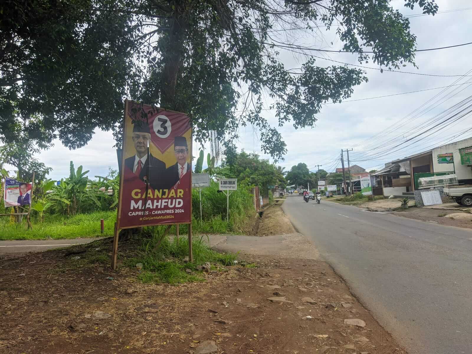 Bawaslu Banten : APK Tanpa Identitas Harus Masuk Laporan Dana Kampanye