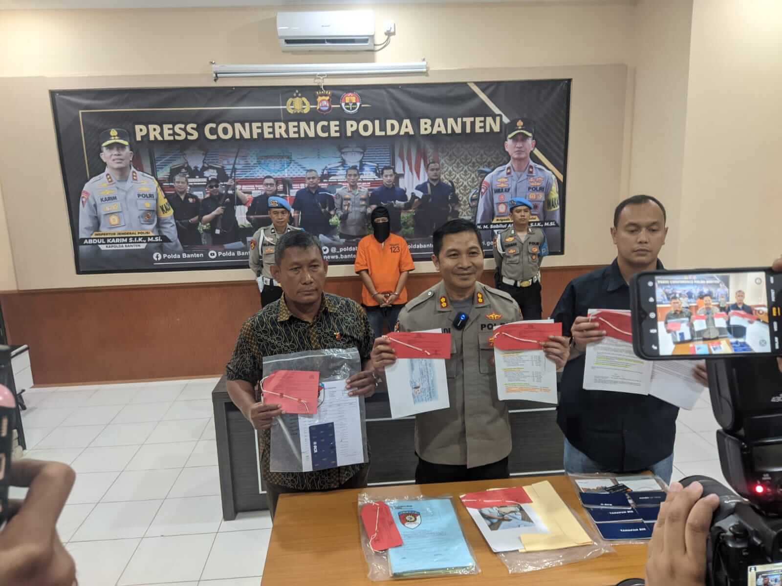 Polda Banten Ungkap Kasus Penipuan, Satu Tersangka Meninggal di RS Bhayangkara Kramatjati