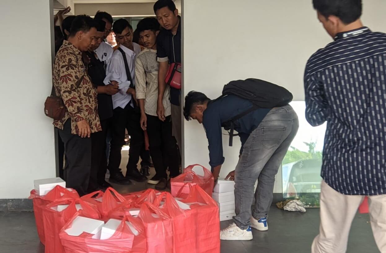 Kejadian Lagi, Bimtek KPPS di Kota Serang Ricuh Gara-Gara Konsumsi Telat