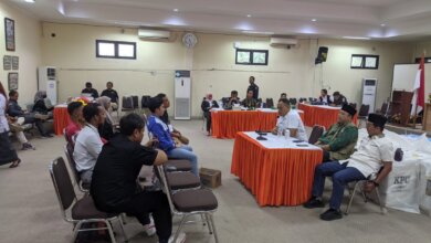 Penyandingan Data Alot dan Diwarnai Kericuhan, KPU Kota Serang Minta ‘Fatwa’ KPU RI, Tunda Rapat Pleno Tanpa Batas Waktu