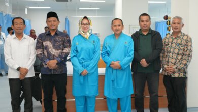 Pasangan Airin-Ade Jalani Pemeriksaan Kesehatan di RSUD Banten