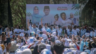 Senam Bahagia ala Calon Kepala Daerah Tarik Minat Warga