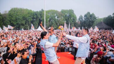 Dihadiri Mantan Walikota Tangerang, Andra Soni Tegaskan Program Sekolah Gratisnya