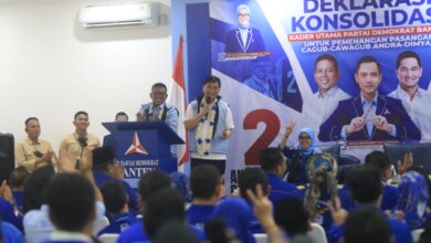 Hari Pertama Kampanye, Andra Soni-Dimyati Langsung Gaspol Ajak Kader Demokrat Sosialisasikan Program Sekolah Gratis
