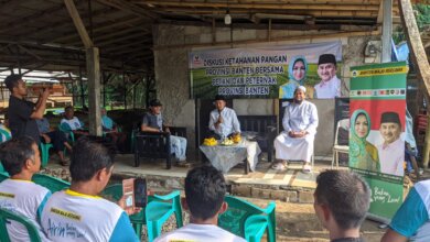 Dialog Bersama Petani dan Peternak, Ade Sumardi Tawarkan Konsep Pertanian Terpadu