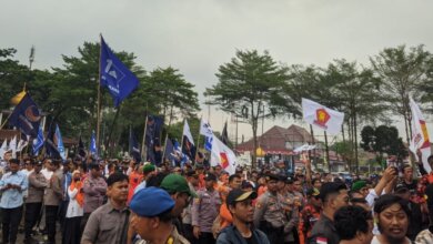 Deklarasi Kampanye Damai Dipenuhi Atribut Parpol, KPU dan Bawaslu Kota Serang Tak Berkutik