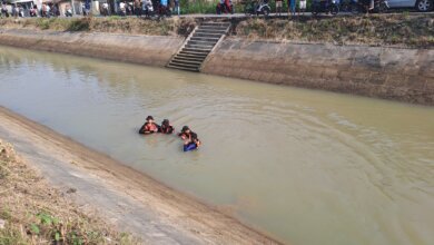 Dua Bocah Yang Tenggelam di Kali Bedeng Ciruas Serang Ditemukan Meninggal Dunia