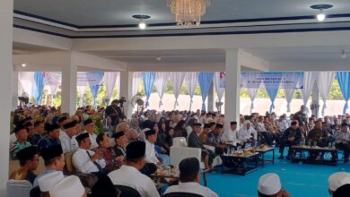 Baru Dilantik, Mendes Yandri Susanto Kumpulkan Kades Hingga RT/RW di Kabupaten Serang Hadiri Haul di   Acara Pribadi