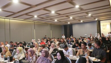 Kios Pasar Baros Diserahkan ke Ratusan Pedagang