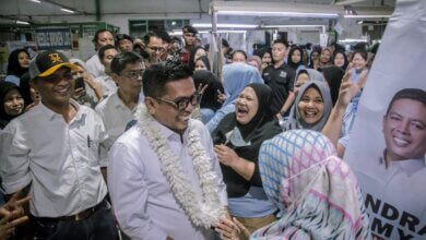 Andra Soni Ungkap Komitmen Tingkatkan Kesejahteraan Masyarakat Dihadapan Buruh di Tangerang