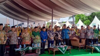 Hadiri Milad ke-122 Muhammadiyah di Banten, Menteri Yandajak Bangun Indonesia dari Desa