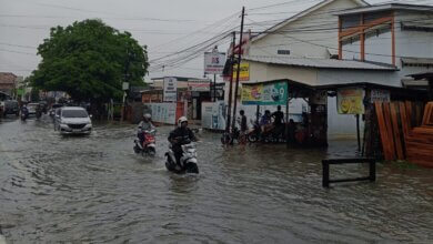 Ruas Jalan Trip Jamaksari Langganan Banjir, Tak Diperhatikan Pemkot Serang