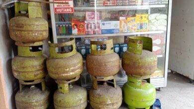 Warga Carenang Kabupaten Serang Keluhkan Kelangkaan Gas LPG 3 Kilogram