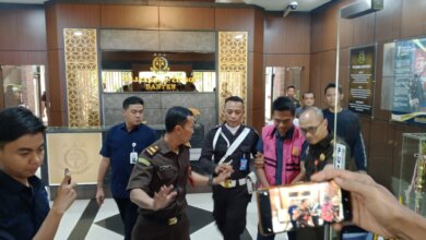 Kepala DLH Kota Tangsel  Tersangka Korupsi Pengelolaan Sampah