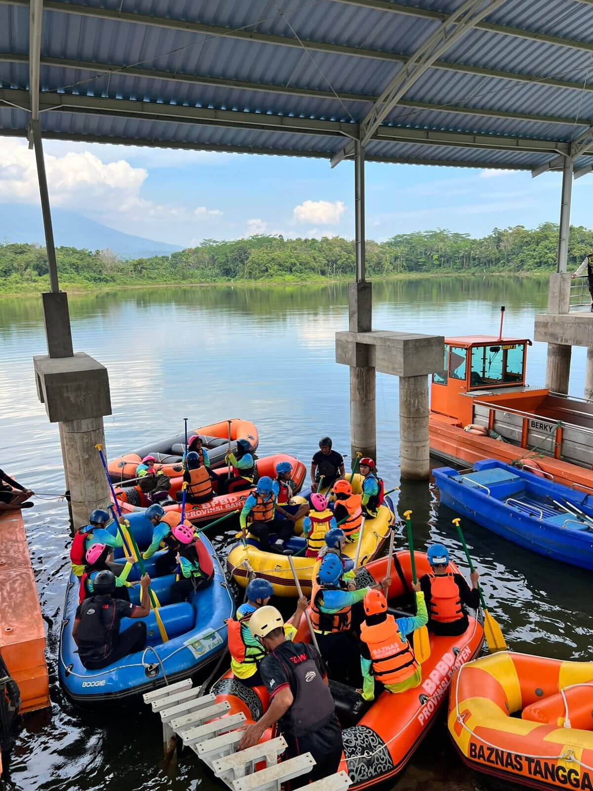 FAJI Kabupaten Serang Dorong Minat Masyarakat Lewat Pelatihan Dasar Arung Jeram di Bendungan Sindangheula