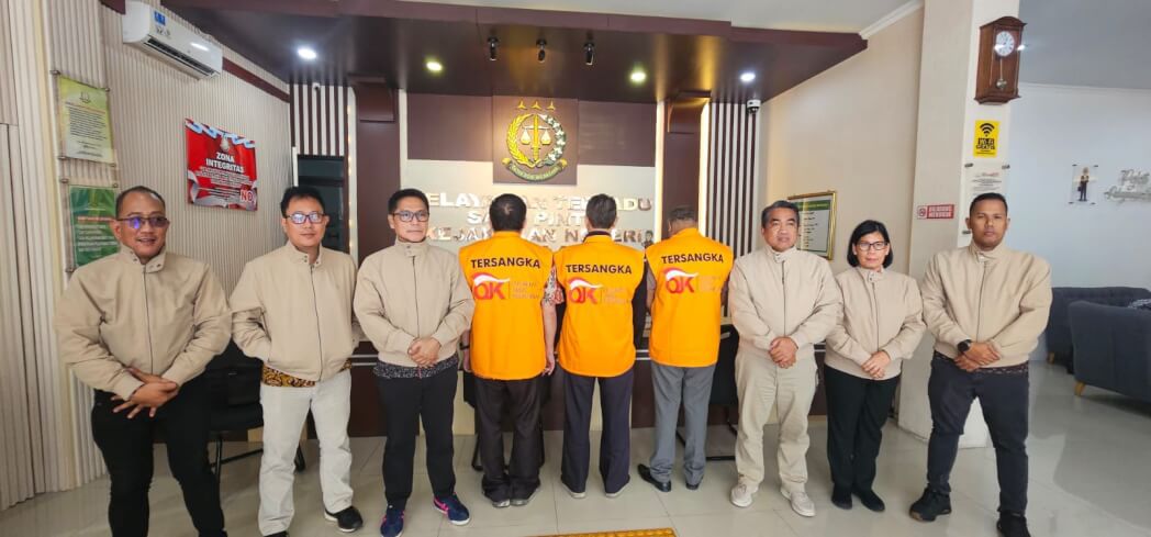 OJK Ungkap Tindak Pidana Pasar Modal PT Sriwahana Adityakarta, Tbk